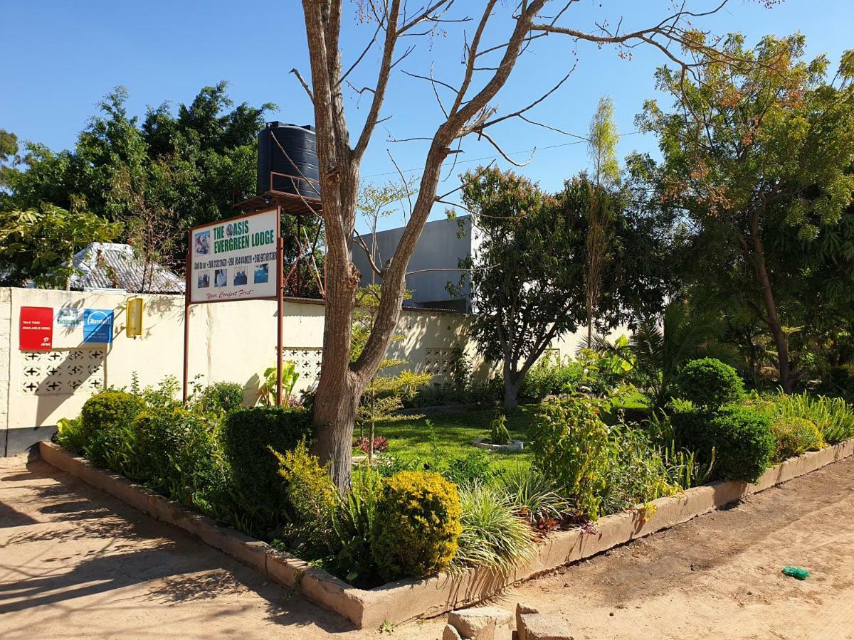 The Oasis Evergreen Lodge Choma Exterior photo
